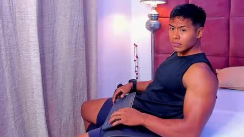 Levi Grant online show from October 2025 03:06:02 AM