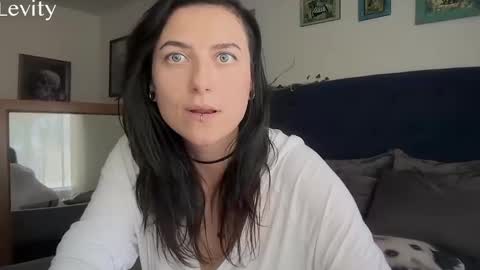 Snapshot of levity_opossum chatting on September 2025 08:08:01 PM Levity online show from September 2025 08:08:01 PM