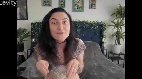 Snapshot of levity_opossum chatting on September 2025 12:01:01 AM Levity online show from September 2025 12:01:01 AM