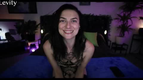 Snapshot of levity_opossum chatting on September 2025 01:20:01 AM Levity online show from September 2025 01:20:01 AM