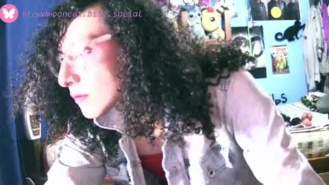 Snapshot of lewd_mooncat chatting on April 2026 11:00:01 PM Lewd Mooncat online show from April 2026 11:00:01 PM
