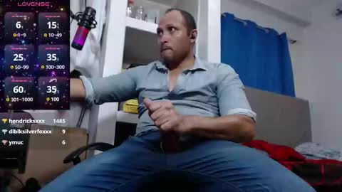 Lewis online show from December 2024 10:05:01 PM