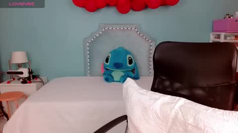 Snapshot of lexalove_doll chatting on September 2025 03:52:01 AM Lexas Room online show from September 2025 03:52:01 AM