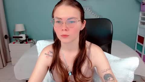 Snapshot of lexalove_doll chatting on October 2025 02:55:02 AM Lexas Room online show from October 2025 02:55:02 AM