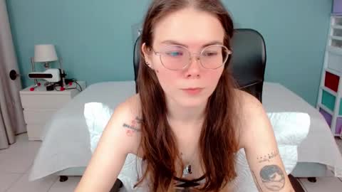 Snapshot of lexalove_doll chatting on October 2025 04:12:01 AM Lexas Room online show from October 2025 04:12:01 AM