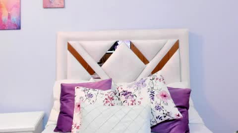 Snapshot of lexi_bloom chatting on May 2026 10:55:02 AM Gabrielle online show from May 2026 10:55:02 AM