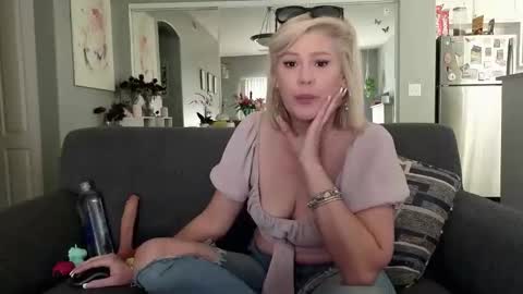 Lexi online show from January 2026 07:08:02 PM