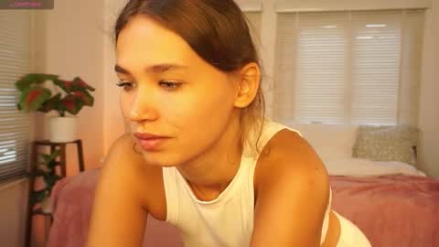Lexi  online show from September 2025 03:52:01 AM