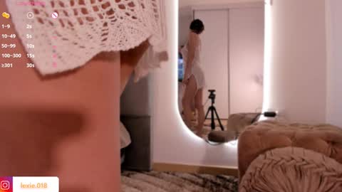 Snapshot of lexie_red chatting on February 2025 03:12:01 AM LEXIE online show from February 2025 03:12:01 AM