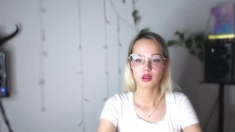 Lexie online show from January 2025 08:24:01 AM