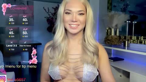 lexiesmith_ online show from January 2025 01:08:01 AM