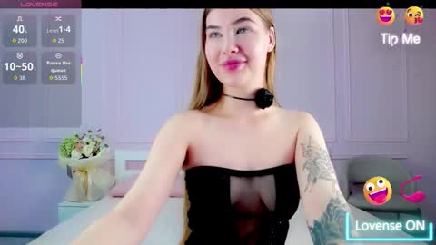 LexieSugar online show from October 2025 02:18:01 PM