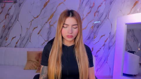 Lexie  online show from February 2026 08:02:01 PM