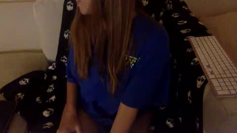 Alexia L. online show from October 2025 03:40:01 AM