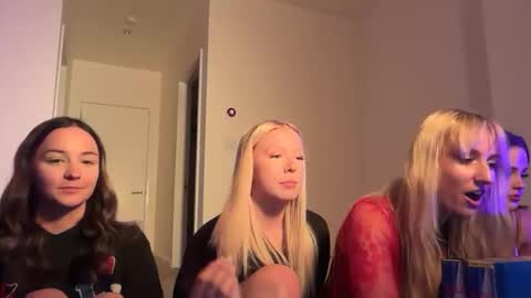 lexiiismith online show from February 2026 05:05:02 AM