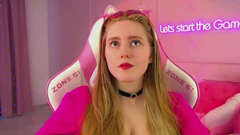 Lexi online show from February 2026 06:22:02 AM