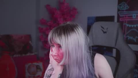 Snapshot of lexiwenford chatting on March 2026 02:49:02 AM Lexi Wenford NO NUDE GODDESS online show from March 2026 02:49:02 AM