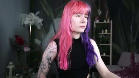 Snapshot of lexiwenford chatting on June 2026 05:08:01 AM Lexi Wenford NO NUDE GODDESS online show from June 2026 05:08:01 AM