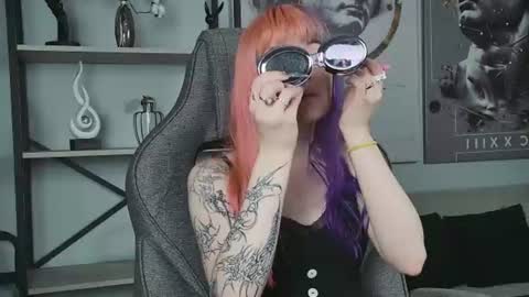 Snapshot of lexiwenford chatting on July 2026 04:37:02 AM Lexi Wenford NO NUDE GODDESS online show from July 2026 04:37:02 AM