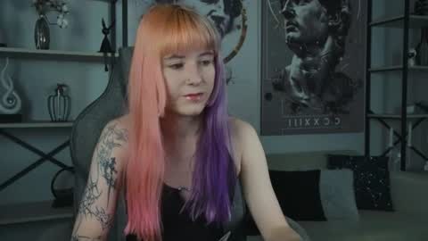 Snapshot of lexiwenford chatting on July 2026 05:11:01 AM Lexi Wenford NO NUDE GODDESS online show from July 2026 05:11:01 AM