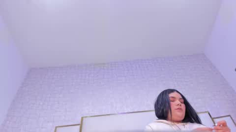 lexy and mia online show from January 2026 03:00:01 AM