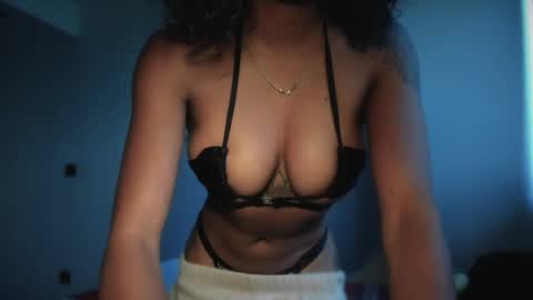 Snapshot of lexy_squirt_queen chatting on May 2026 11:07:01 AM LEXY - Independent account online show from May 2026 11:07:01 AM