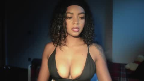 Snapshot of lexy_squirt_queen chatting on May 2026 10:30:01 AM LEXY - Independent account online show from May 2026 10:30:01 AM