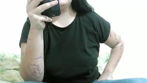 Snapshot of lexybby1 chatting on December 2025 07:24:01 AM SARA online show from December 2025 07:24:01 AM