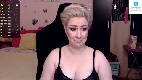 Snapshot of lexygold chatting on February 2025 12:39:02 PM Lexy online show from February 2025 12:39:02 PM