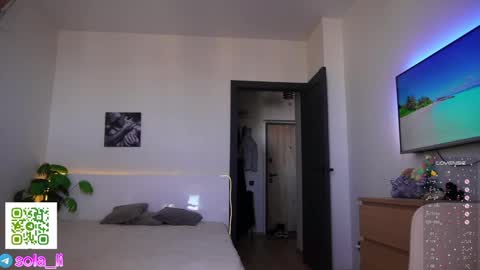 Snapshot of leyla_ly chatting on April 2026 03:17:01 AM Leyla ly Ill be here Tuesday Thursday Friday Saturday Sunday online show from April 2026 03:17:01 AM