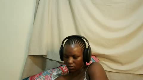 Snapshot of leylacuty13 chatting on March 2026 10:03:02 PM leylacuty13 online show from March 2026 10:03:02 PM