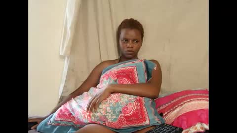 Snapshot of leylacuty13 chatting on April 2026 07:47:02 AM leylacuty13 online show from April 2026 07:47:02 AM