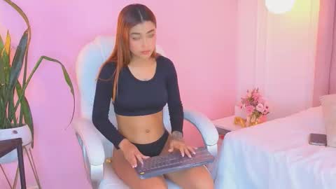 Leyla online show from February 2026 12:04:02 PM