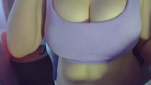 Leysun7 online show from March 2026 01:36:02 PM