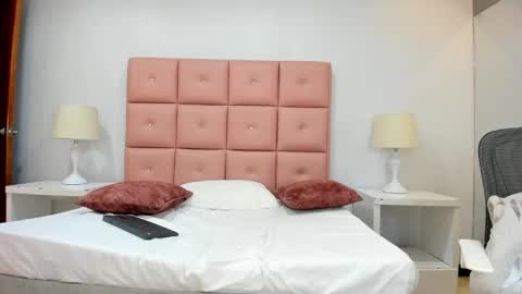 Snapshot of lhiamfitt chatting on December 2024 08:48:01 AM lhiamfitt online show from December 2024 08:48:01 AM