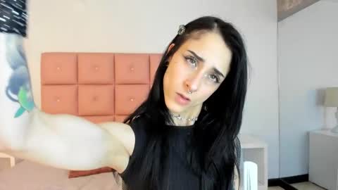 Snapshot of lhiamfitt chatting on January 2025 11:04:02 AM lhiamfitt online show from January 2025 11:04:02 AM