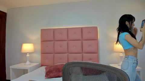 Snapshot of lhiamfitt chatting on March 2025 12:33:02 PM lhiamfitt online show from March 2025 12:33:02 PM