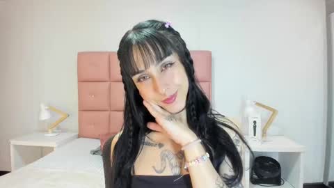 Snapshot of lhiamfitt chatting on October 2025 05:02:02 PM lhiamfitt online show from October 2025 05:02:02 PM