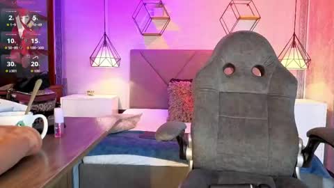 lhiam online show from April 2026 07:58:02 PM