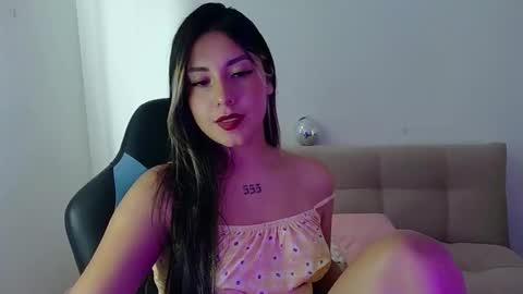 Lia  online show from February 2026 07:32:02 PM