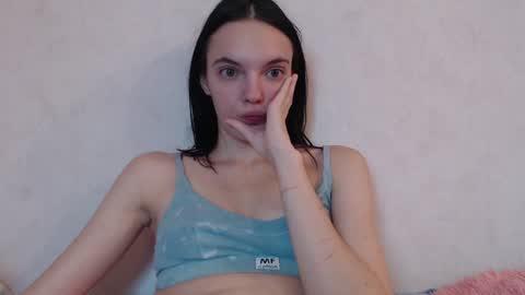 Lia online show from January 2025 08:04:01 PM