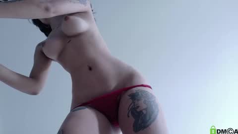 Snapshot of lia__summer chatting on October 2025 03:44:02 PM lia__summer online show from October 2025 03:44:02 PM