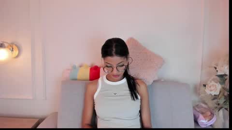 Lia online show from February 2025 11:21:01 AM