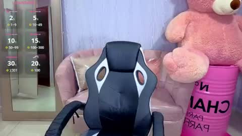 lia_harper_t online show from July 2026 12:57:02 PM