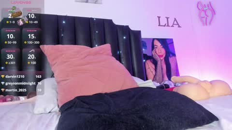 Lia Jhonson online show from February 2025 05:07:02 PM