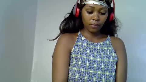 lia online show from November 2025 05:13:01 PM