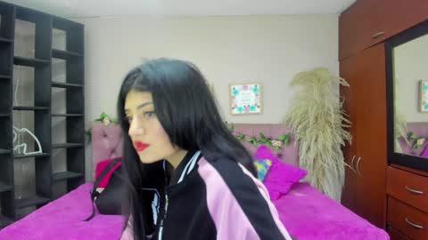 lia online show from January 2025 08:21:02 PM