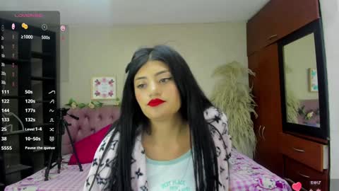 lia online show from February 2025 07:55:01 PM