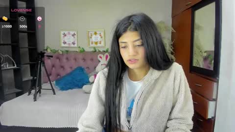 lia online show from February 2025 07:56:02 PM