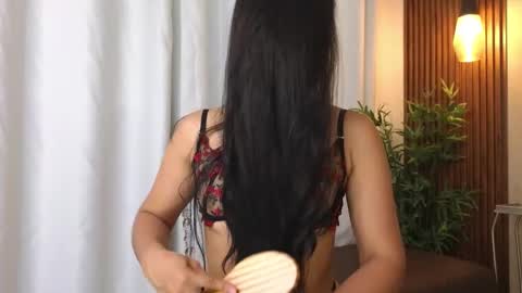 LIA online show from October 2025 06:16:02 PM